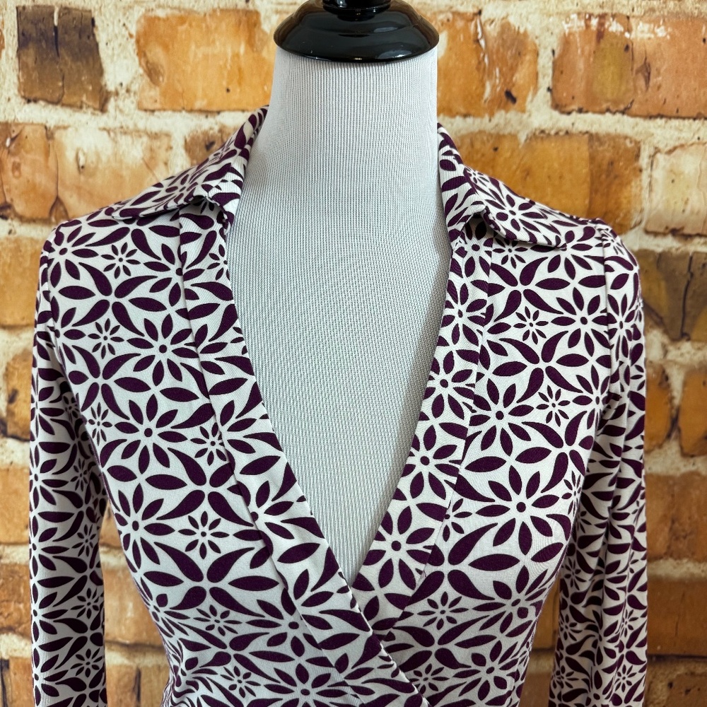 Diane Von Furstenberg Wrap Dress Size 4